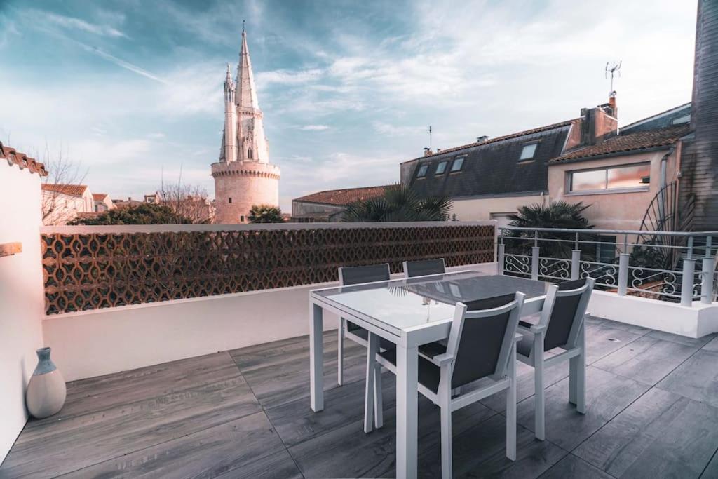 Vue Superbe Sur Tour De La Lanterne T2 Avec Terrasse Remparts 2 Leilighet La Rochelle  Eksteriør bilde